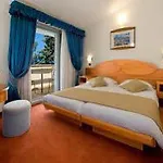 호텔 Village Galijot Plava Laguna 포레치