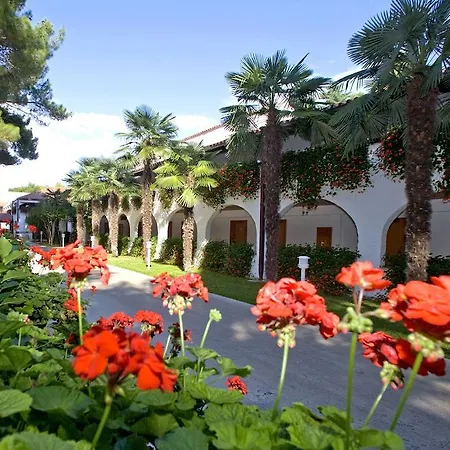 Szálloda Village Galijot Plava Laguna