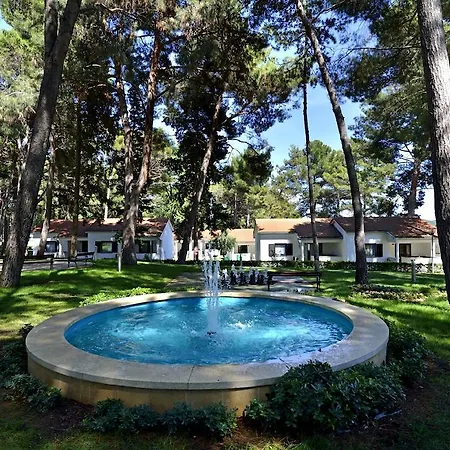 Hotel Village Galijot Plava Laguna 4*